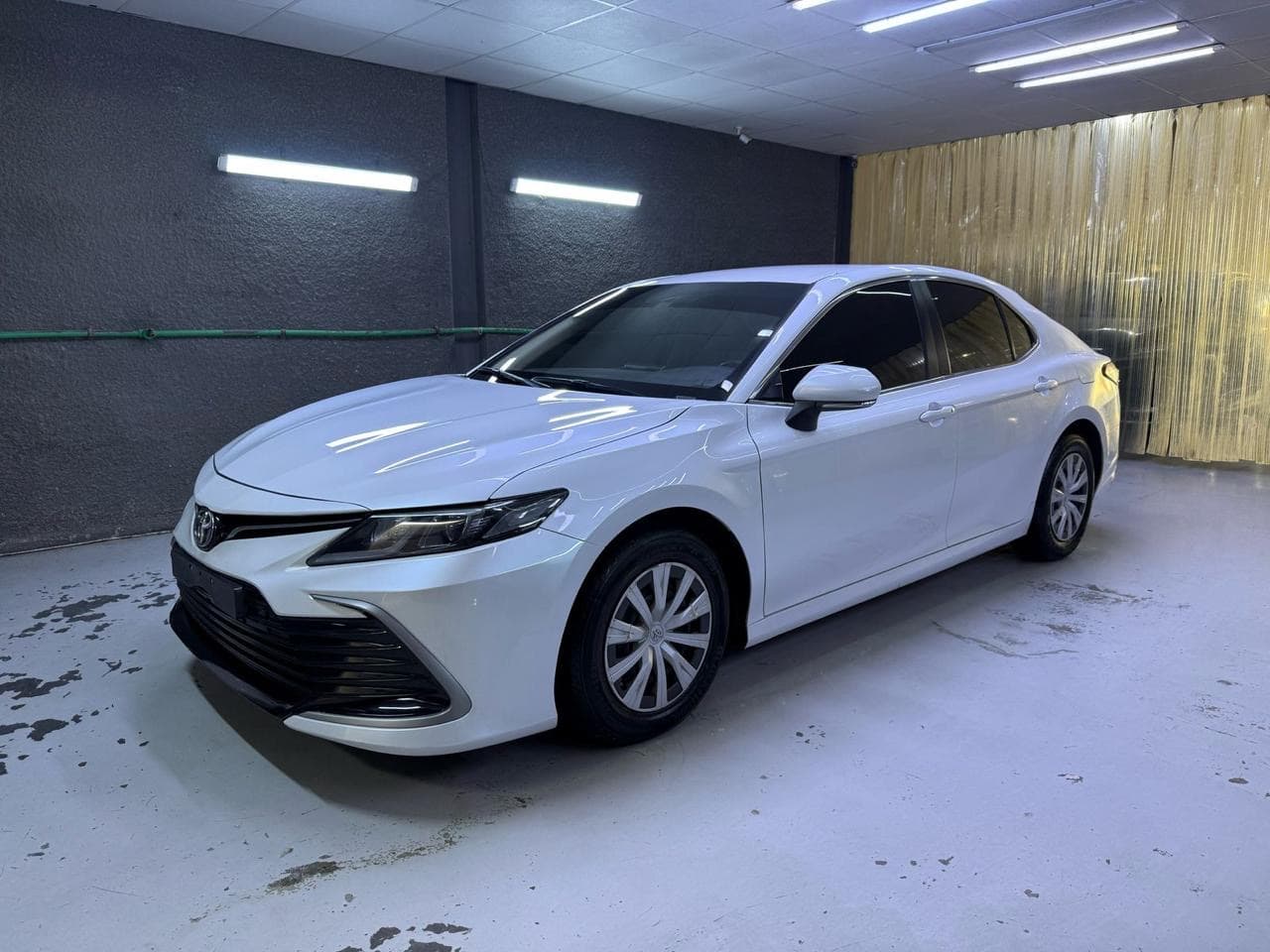 Toyota camry - 1