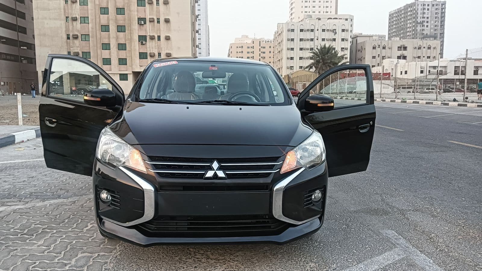 Mitsubishi Attrage 2021 - 1